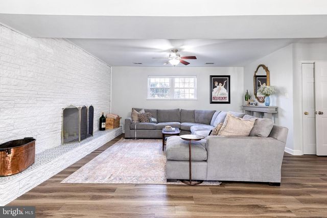 232 CARDAMON DR, Edgewater, MD 21037