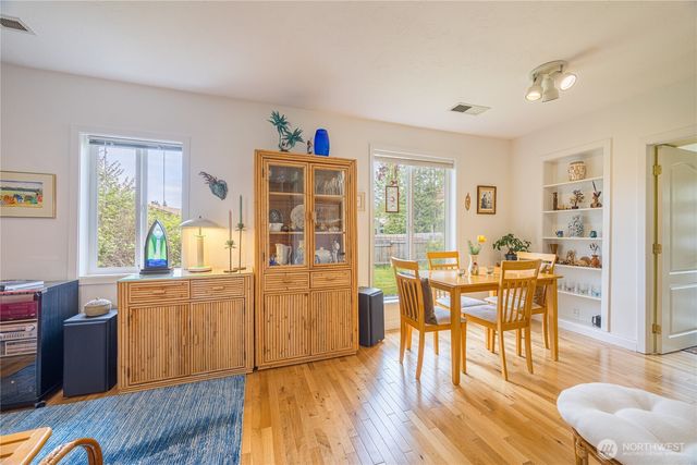 430 Black Diamond Road, Port Angeles, WA 98363