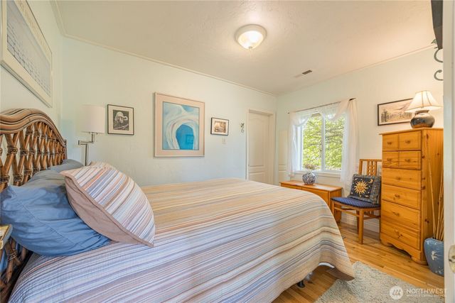 430 Black Diamond Road, Port Angeles, WA 98363