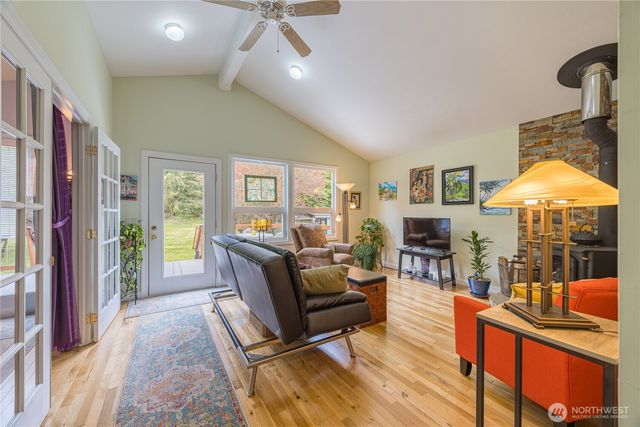 430 Black Diamond Road, Port Angeles, WA 98363
