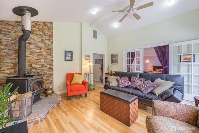 430 Black Diamond Road, Port Angeles, WA 98363
