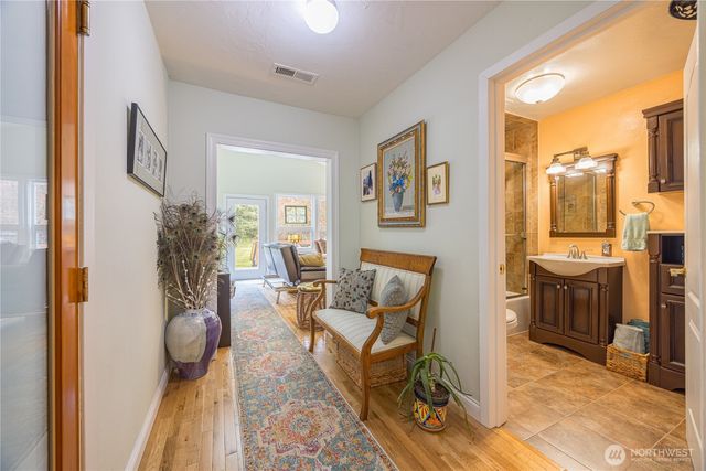 430 Black Diamond Road, Port Angeles, WA 98363