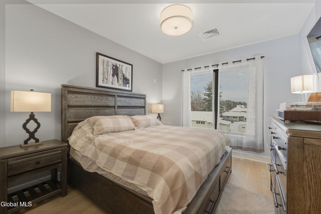 116 West Avenue 305, Saratoga Springs, NY 12866