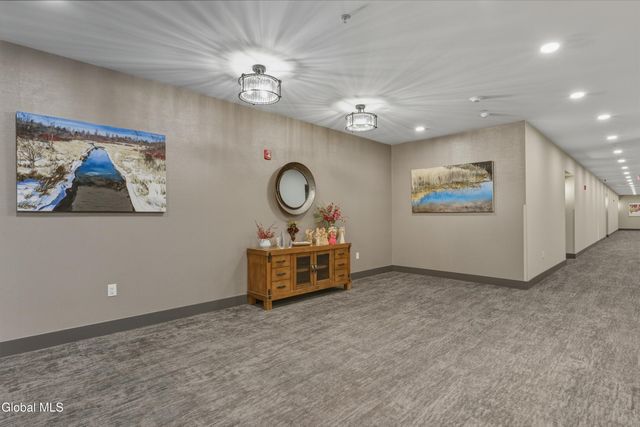 116 West Avenue 305, Saratoga Springs, NY 12866