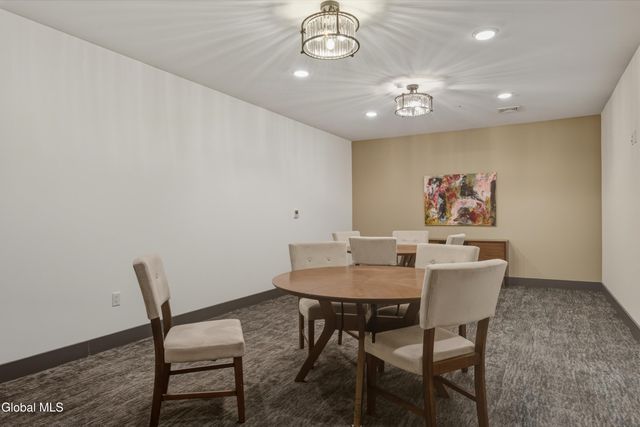 116 West Avenue 305, Saratoga Springs, NY 12866