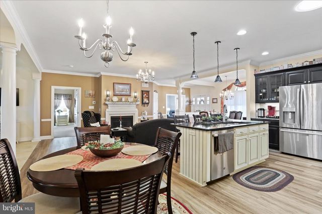 1464 HIGHFIELD COURT, Chambersburg, PA 17202