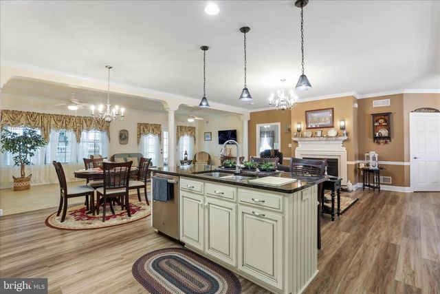 1464 HIGHFIELD COURT, Chambersburg, PA 17202