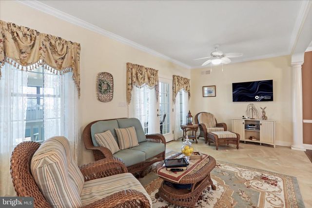 1464 HIGHFIELD COURT, Chambersburg, PA 17202