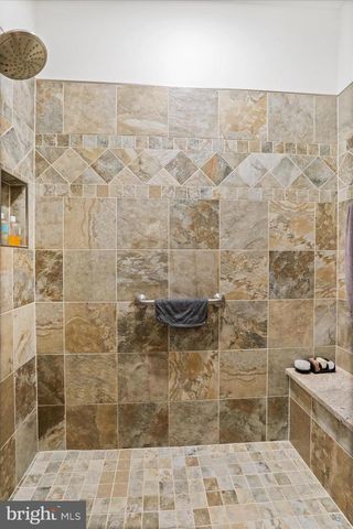 1464 HIGHFIELD COURT, Chambersburg, PA 17202