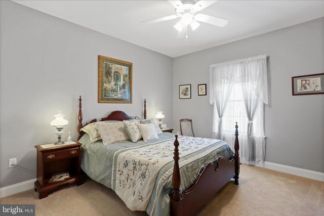 1464 HIGHFIELD COURT, Chambersburg, PA 17202