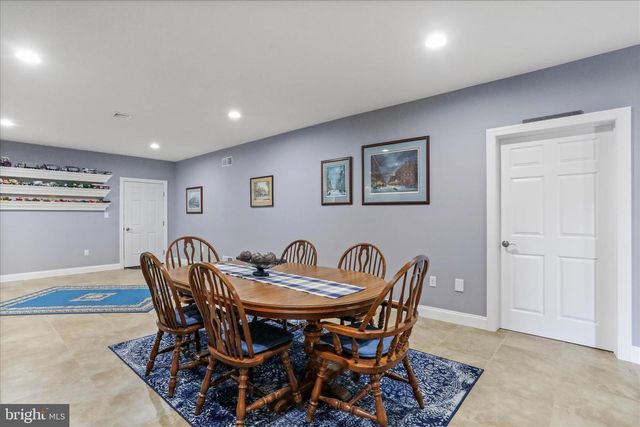 1464 HIGHFIELD COURT, Chambersburg, PA 17202