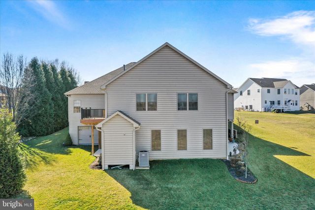 1464 HIGHFIELD COURT, Chambersburg, PA 17202