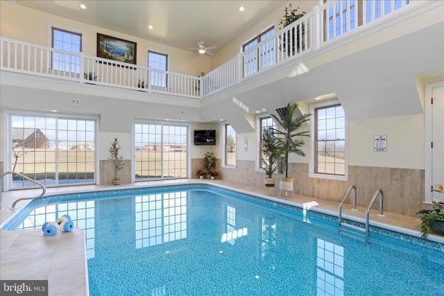 1464 HIGHFIELD COURT, Chambersburg, PA 17202