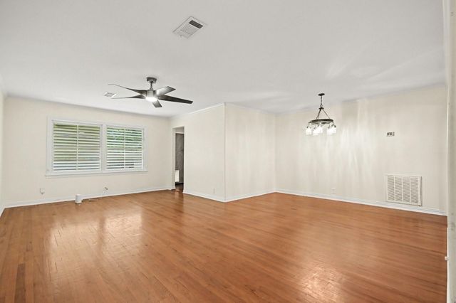 5013 Live Oak Drive, Texas City, TX 77591