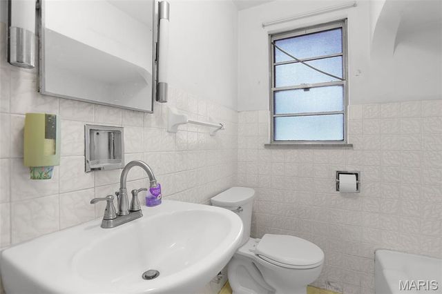 300 N Belt E, Swansea, IL 62226