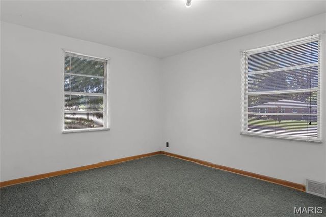 300 N Belt E, Swansea, IL 62226