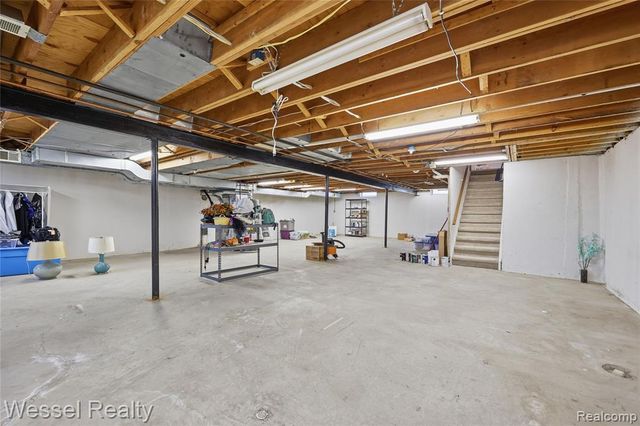 47400 Sanborn Drive, Macomb, MI 48044