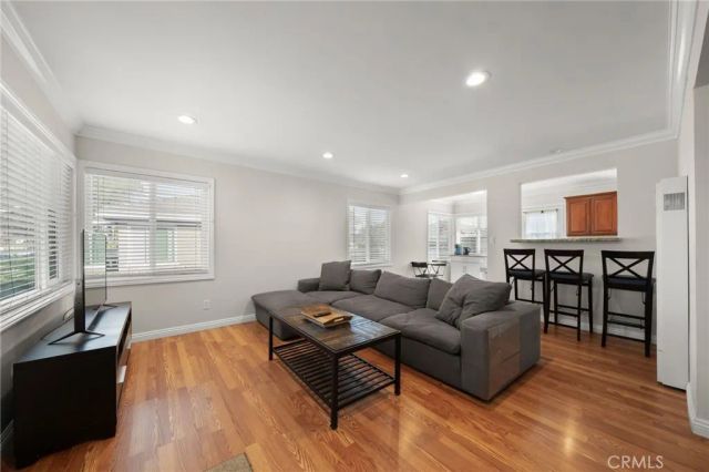 2580 Westminster Avenue, Costa Mesa, CA 92627