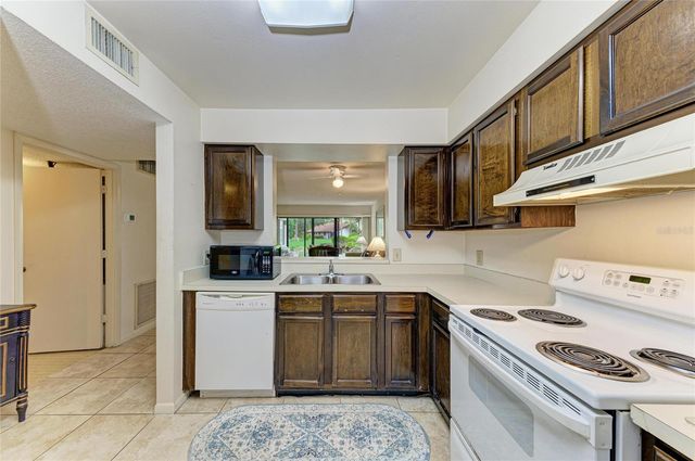 5200 LAKE VILLAGE DRIVE 79, Sarasota, FL 34235
