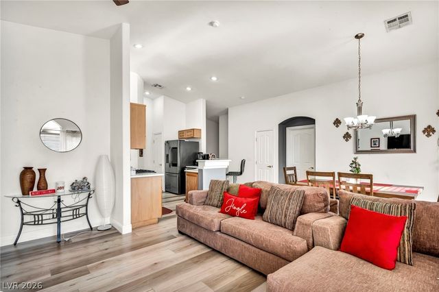 6414 Za Zu Pitts Avenue 101, Las Vegas, NV 89122