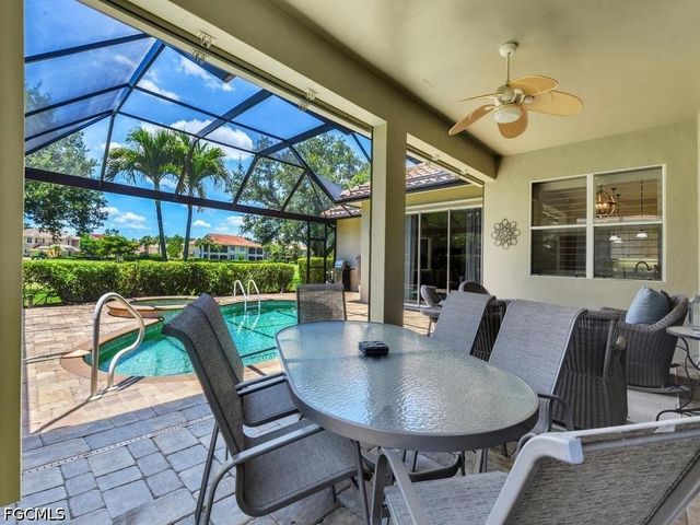 12090 Hidden Links DR, Fort Myers, FL 33913