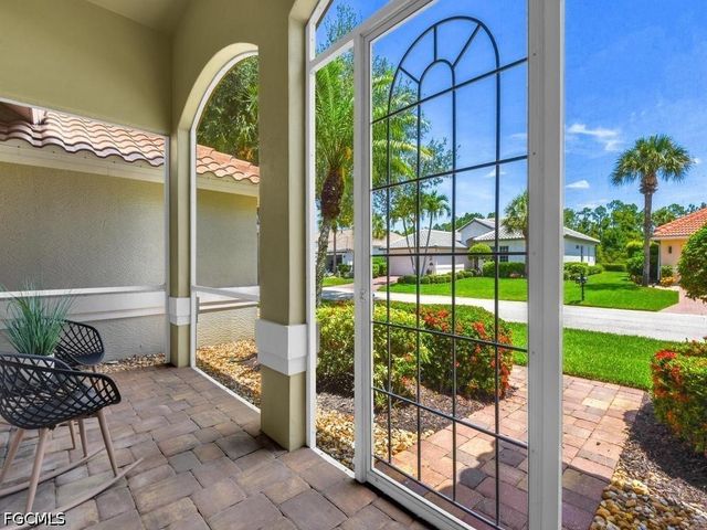 12090 Hidden Links DR, Fort Myers, FL 33913