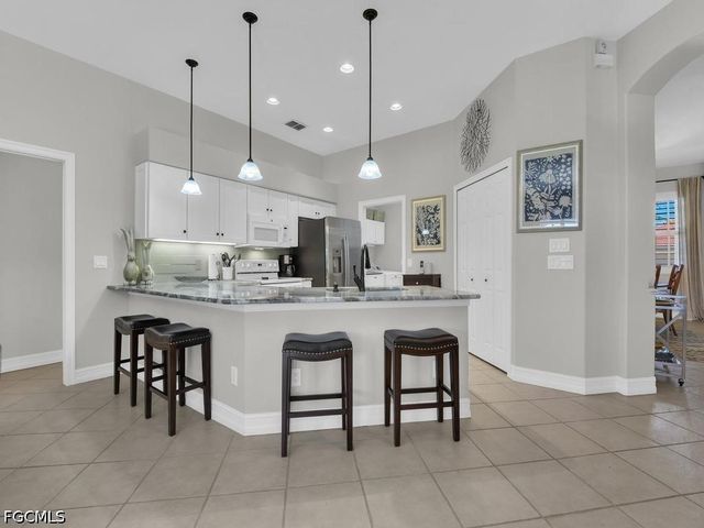 12090 Hidden Links DR, Fort Myers, FL 33913