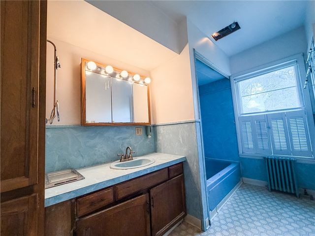 68 Steel Street, Auburn, NY 13021