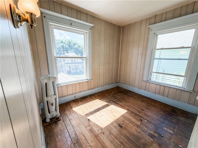 68 Steel Street, Auburn, NY 13021