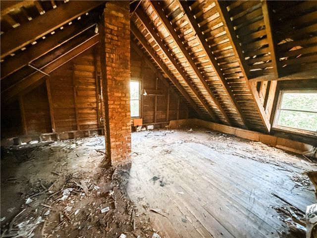 68 Steel Street, Auburn, NY 13021
