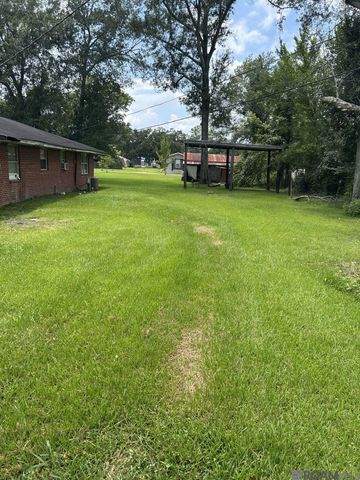 13309 Oreal Bourgeois Rd, Gonzales, LA 70737