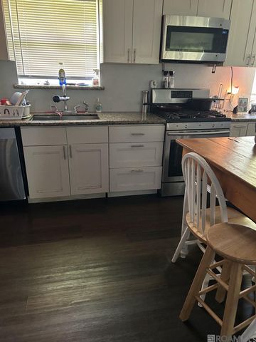 13309 Oreal Bourgeois Rd, Gonzales, LA 70737