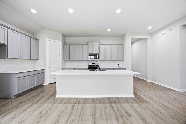 2713 Mackinac Bay Drive, La Marque, TX 77568