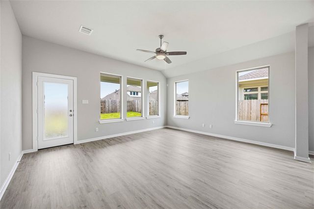 2713 Mackinac Bay Drive, La Marque, TX 77568