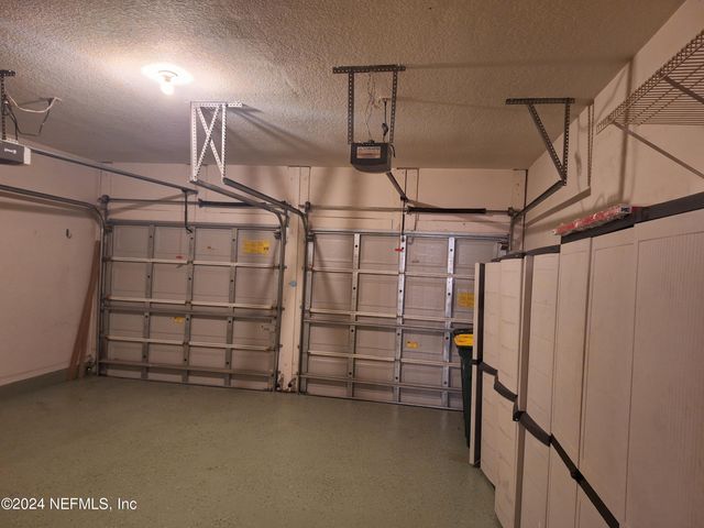 11172 CASTLEMAIN Circle W, Jacksonville, FL 32256