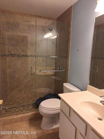 11172 CASTLEMAIN Circle W, Jacksonville, FL 32256