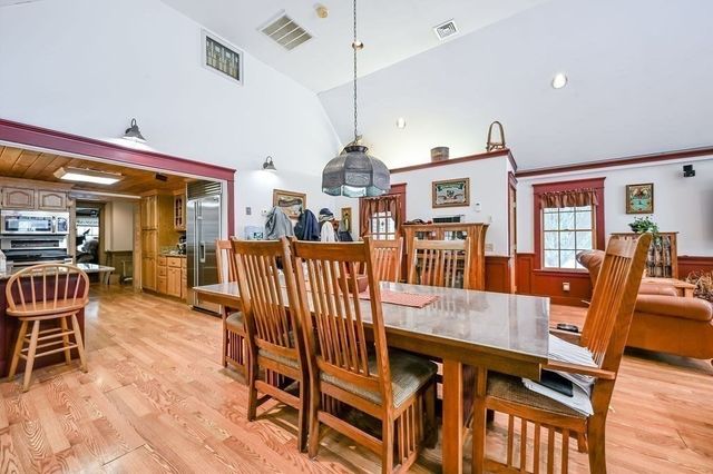 119 White Oak Run, Dartmouth, MA 02747