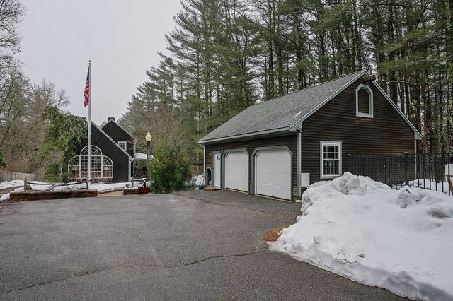 119 White Oak Run, Dartmouth, MA 02747