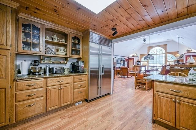 119 White Oak Run, Dartmouth, MA 02747