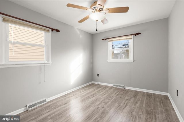 517 WINTERS LN, Baltimore, MD 21228