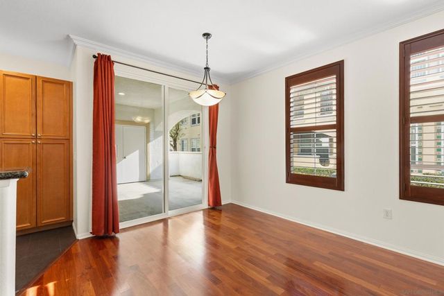 12685 Savannah Creek Dr 261, San Diego, CA 92128