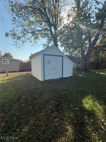 232 Howard Street, Medina, OH 44256