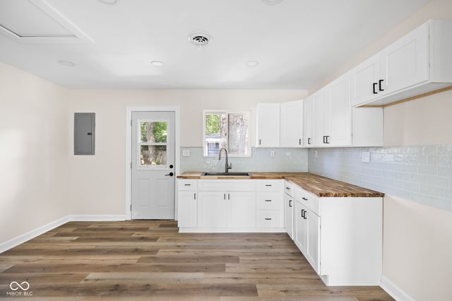 4763 Vernon Avenue, Lawrence, IN 46226