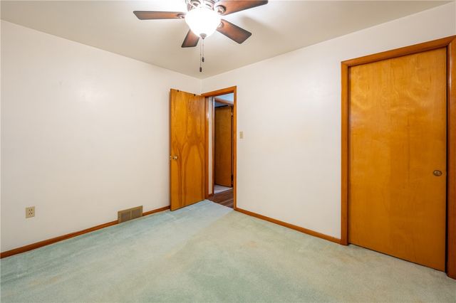 136 Joanne Dr, Latrobe, PA 15650