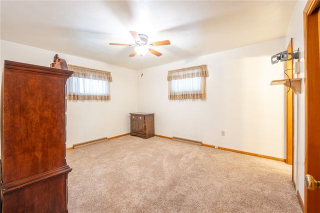 136 Joanne Dr, Latrobe, PA 15650