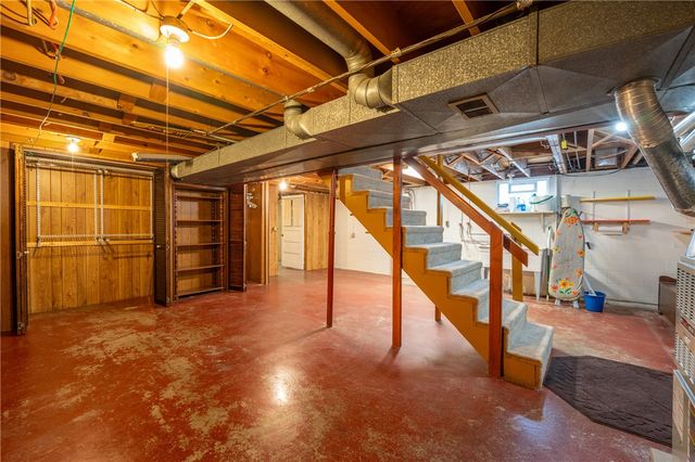 136 Joanne Dr, Latrobe, PA 15650