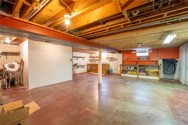 136 Joanne Dr, Latrobe, PA 15650