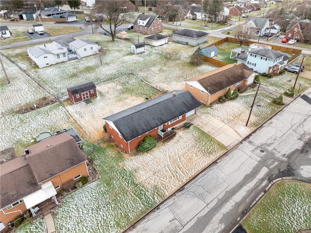 136 Joanne Dr, Latrobe, PA 15650