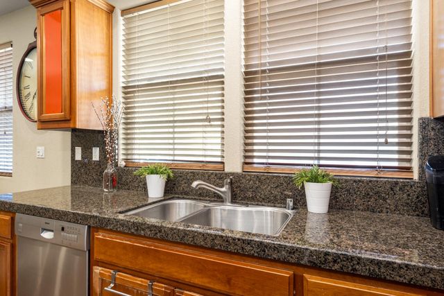 1336 Landmark Cir, Lincoln, CA 95648