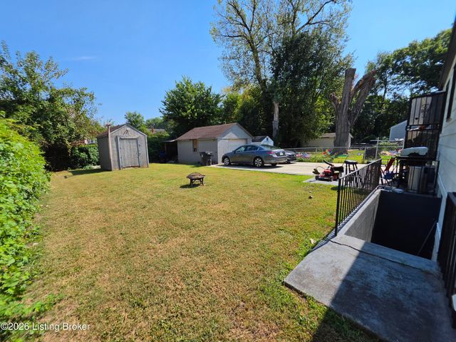 1623 S 28th St, Louisville, KY 40211